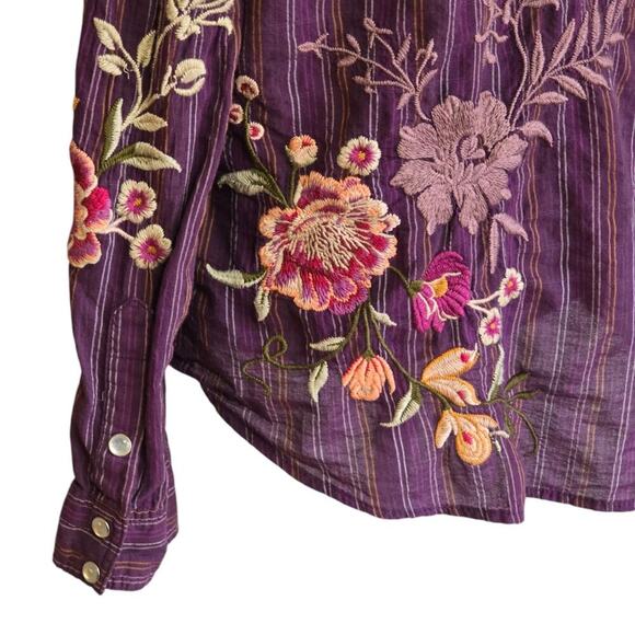 Johnny Was Pearl Snap Button Up - Picture 7 of 10